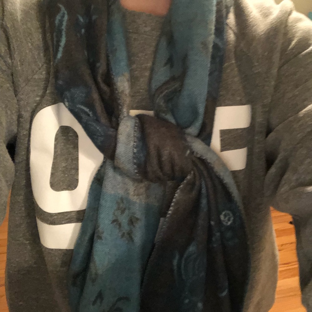 🧣 WOMENS SCARF, REVERSIBLE 🧣